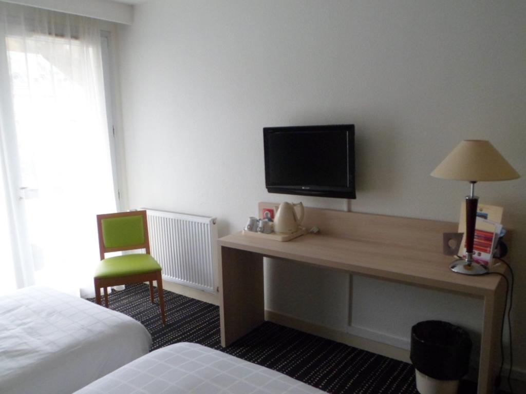 Brit Hotel Confort Le Limouzi Tulle Exterior foto